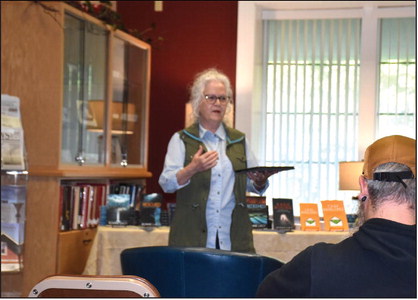Above: Bonnie Lacy of Osceola tells about her struggles getting published. PCN photo by Beth Sparrow.