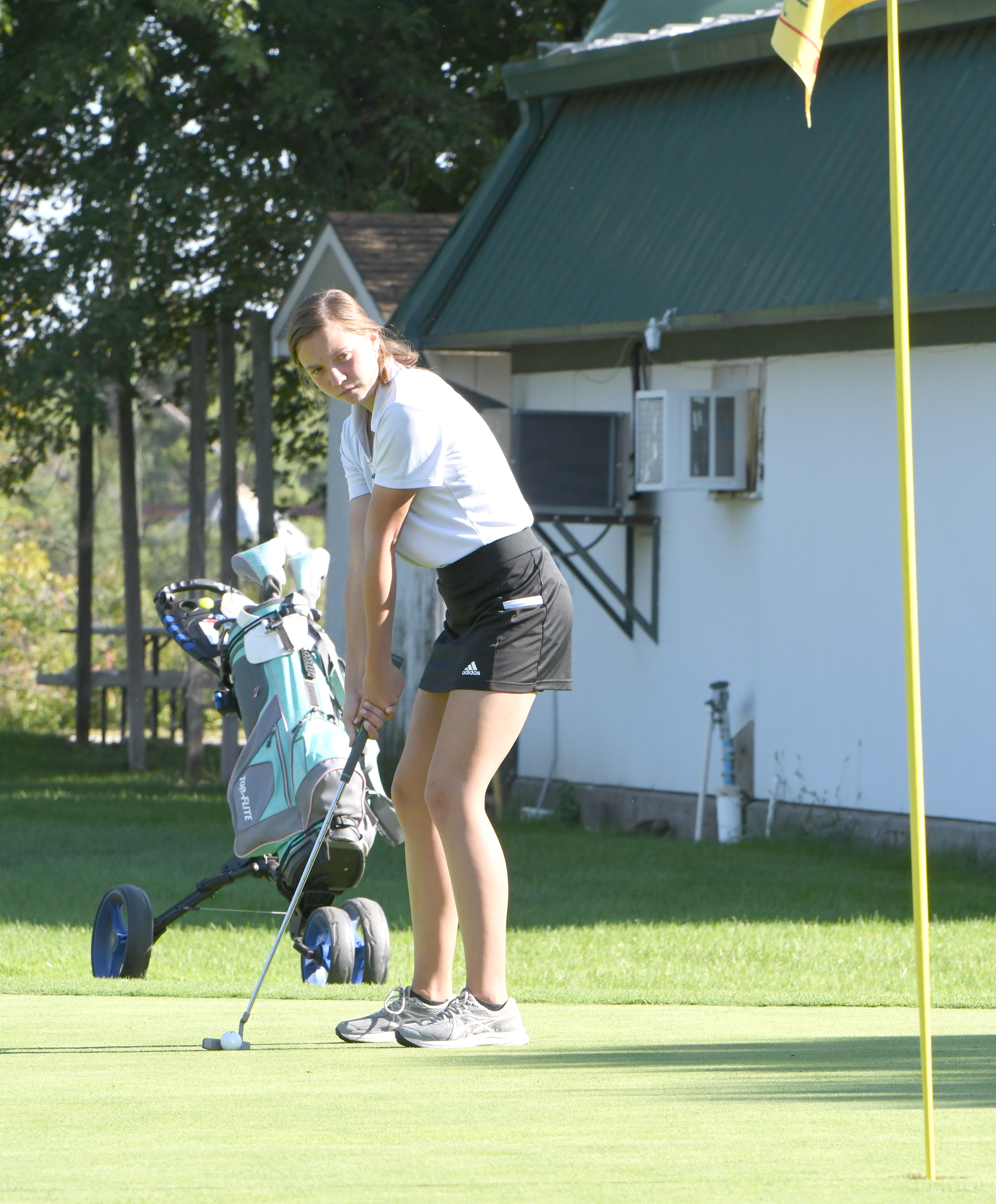 Lillian Wetjen readies her putt on Monday at Ryan Hill Country Club in Osceola. Wetjen shot a career best last week at the Lakeview Invite at Quail Run. PCN photo by Rick Holtz
