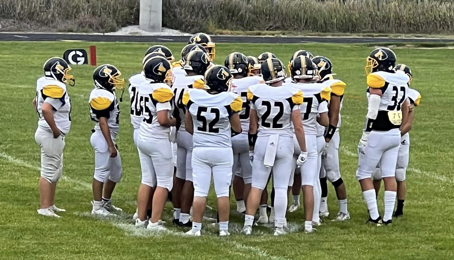 The Huskies offense scored 30 unanswered points Friday night to close out the victory. PCN photo by Jen Vrbka