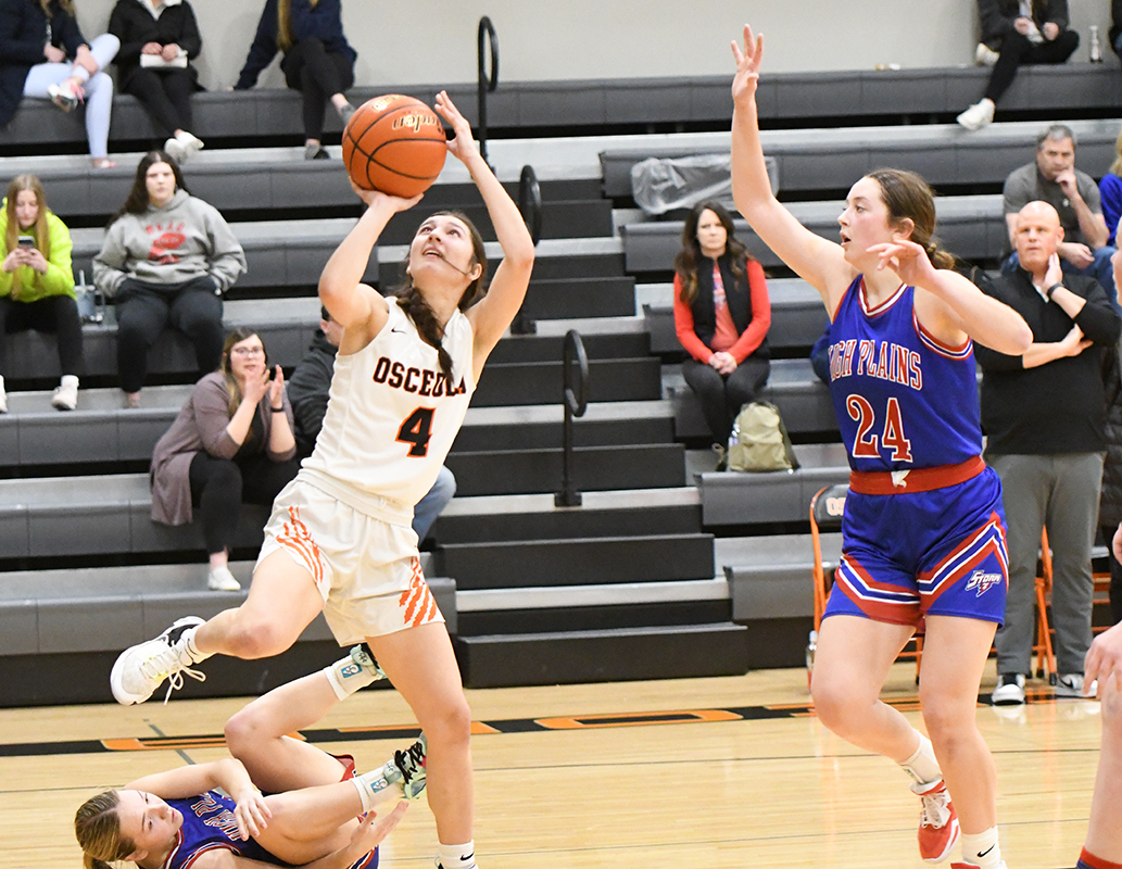 Rori Wieseman gets open in the second half for Osceola. PCN photos by Rick Holtz