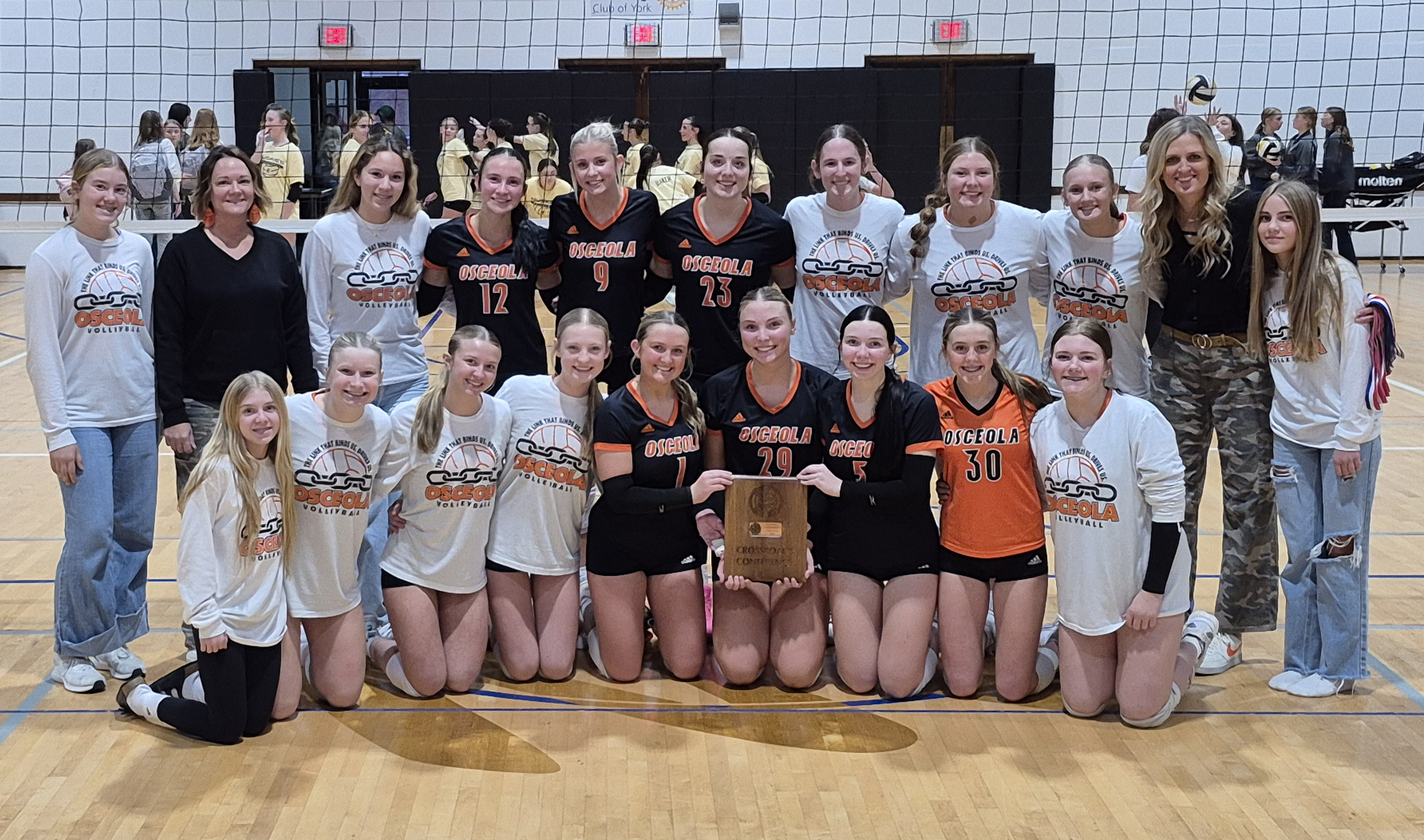 Osceola volleyball beats Nebraska Lutheran and takes 3rd at CRC. PCN photo by Ken Kush