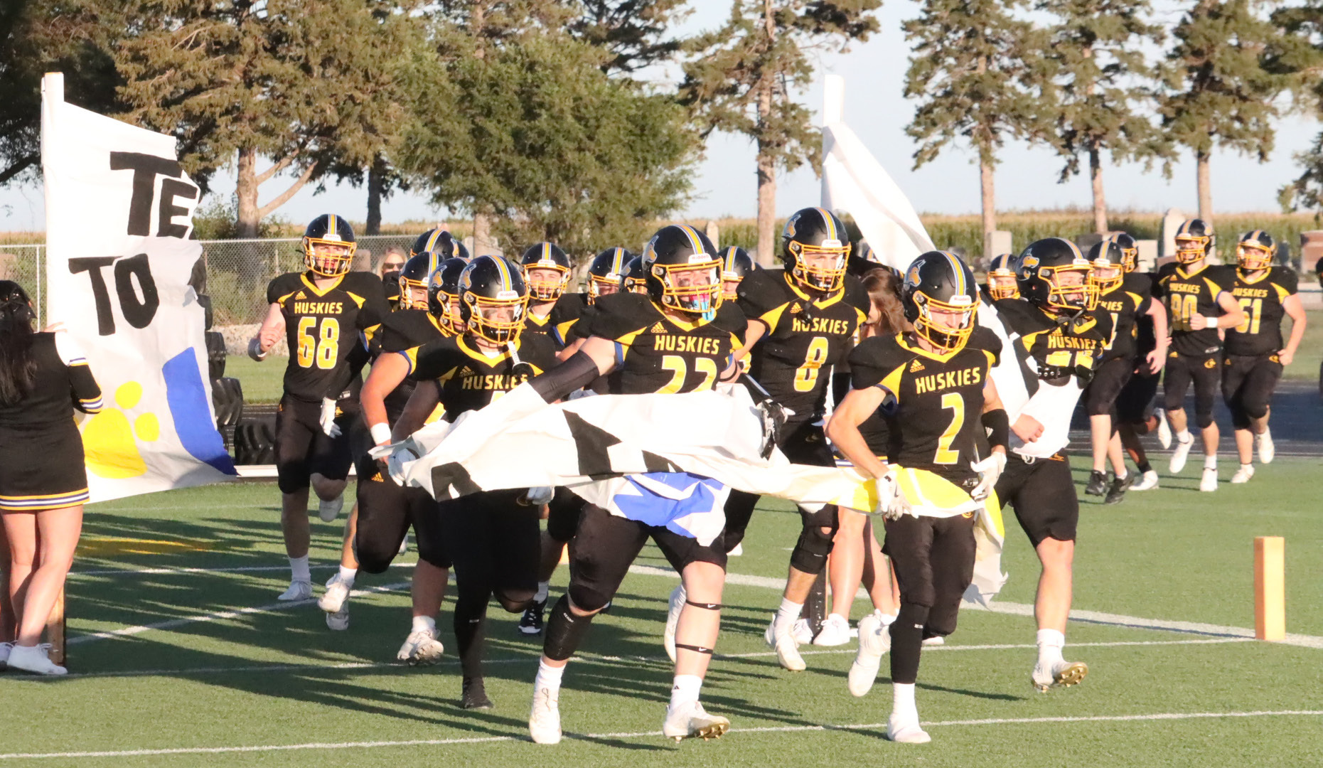 HUSKIES CELEBRATE BIG WINS!