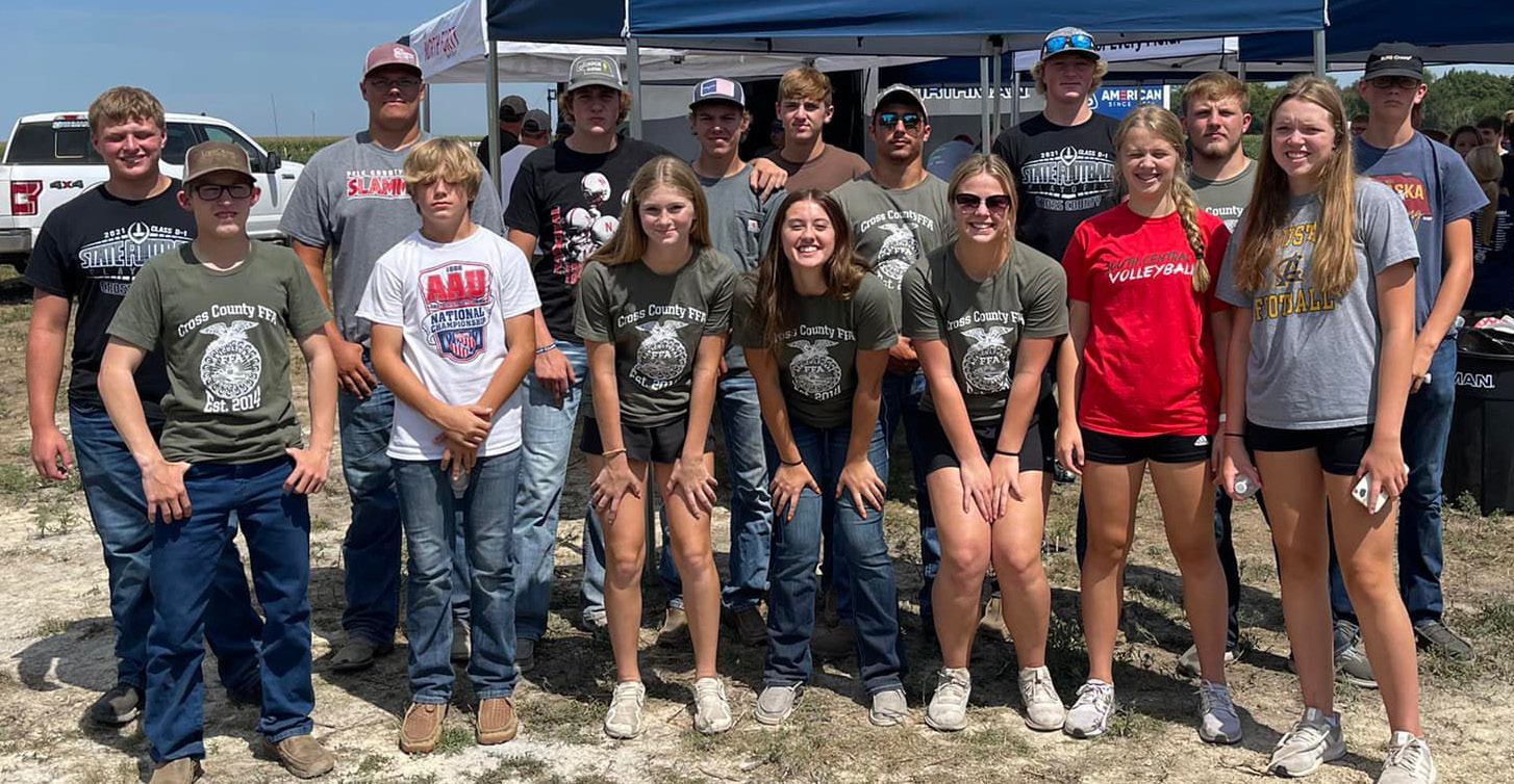 The 2022 Orthman test plot concluded today with a field day. Area chapters were able to come see the data High Plains and Cross County chapters helped collect throughout the summer. A great project to see all stages from beginning to end! Photo by Cross County Schools
