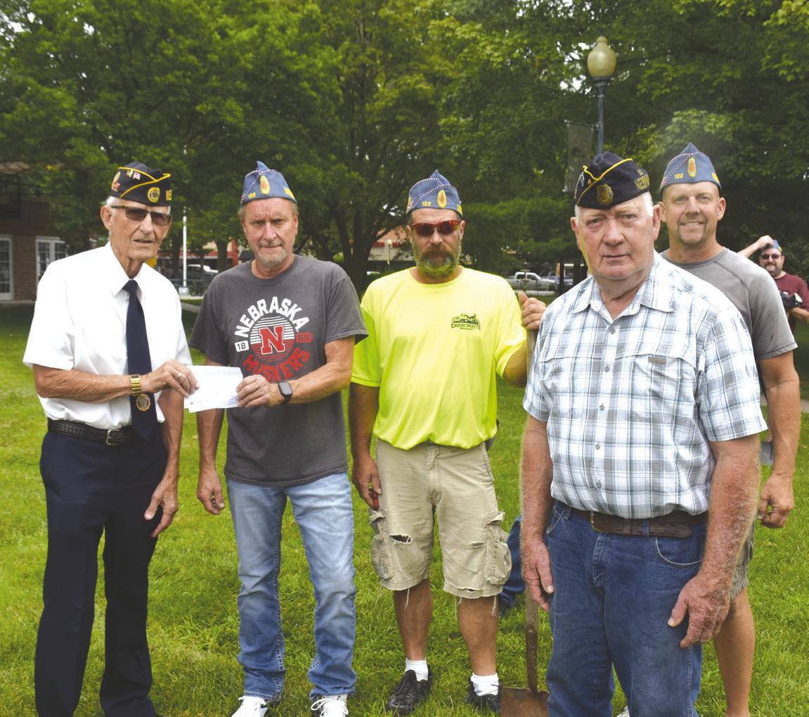 LeRoy Gerrard presents a check from the Vayden Anderson estate to the Sons of the Legion. Pictured are Terry Larson, Jamie Stark, Perry Noyd and Chad Lindburg. PCN photo by Beth Sparrow.