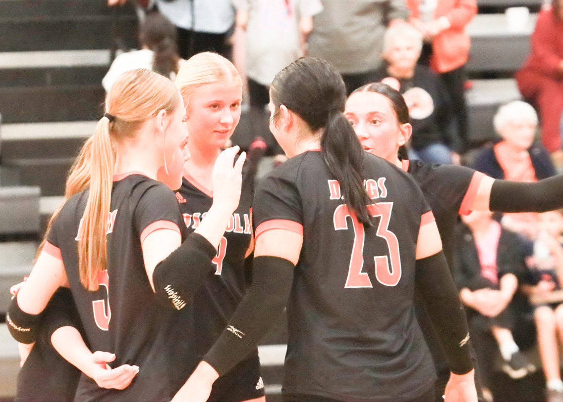 After having their 11 match win streak snapped last week the Osceola Bulldogs are facing some adversity for the first time this year. Osceola will look to bounce back this week with a triangular at BDS and a home triangular with Newman Grove/ St. Ed and Nebraska Christian. PCN photo by Ken Kush.