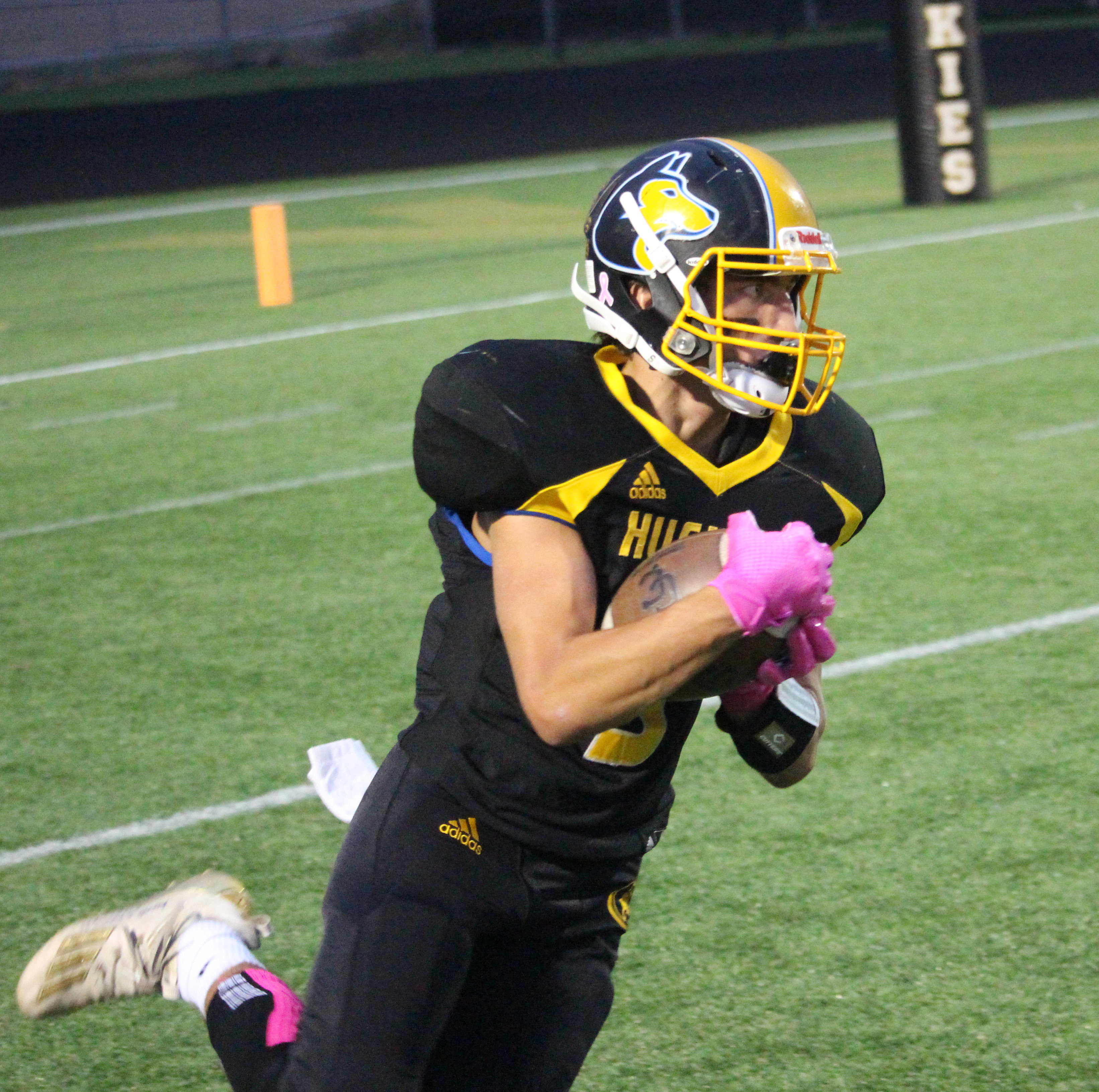 Senior Justin Knoll is the top rusher returning for the Huskies this season. SRC fans can expect to see him leading the pack toward the end zone most Friday nights. Polk County News File Photo