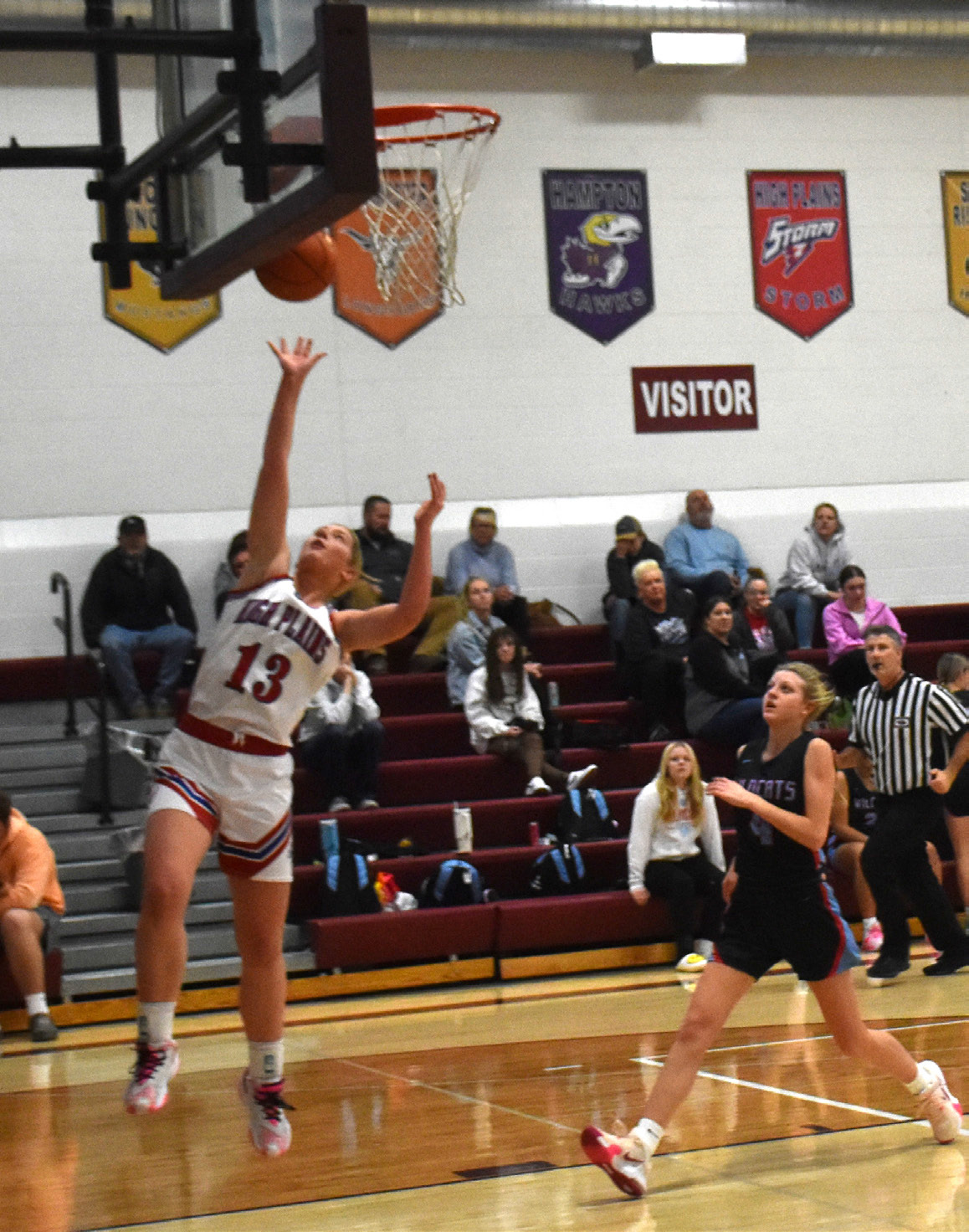 Courtney Carlstrom goes for the layup against Cedar Bluffs. PCN photo by Beth Sparrow.