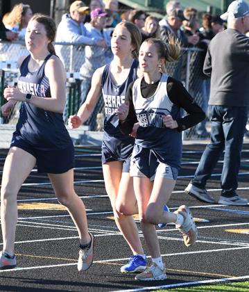 Ella Cramer placed 11th in the 1600-meter run. PCN photo by Rick Holtz