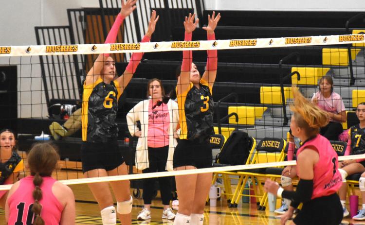 Huskies End Seven Match Home Stand