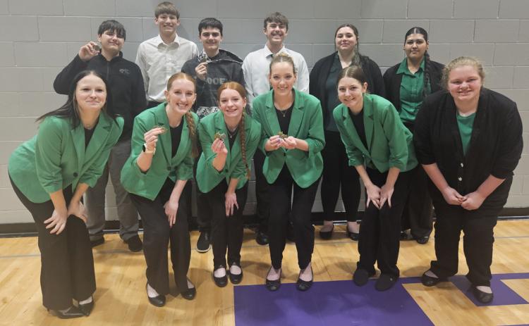Front row: MaCadden Turner, Peyton Hofmann, Madi Zerr, Rylee Hofmann, Brooklynn Welch, Jayden Engler Back row: Jerry Carlson, Colin Howell, Garyt Lesiak, Bowdy Glasser, Ellee Grigsby, Brianna Cazares Vallejo