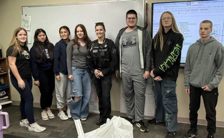Polk County Sheriff’s candidate Brittany McCracken visited Shelby-RC High School last week. McCracken was with the high school’s forensic class where she shared her experiences with investigating crime scenes. Photo was provided