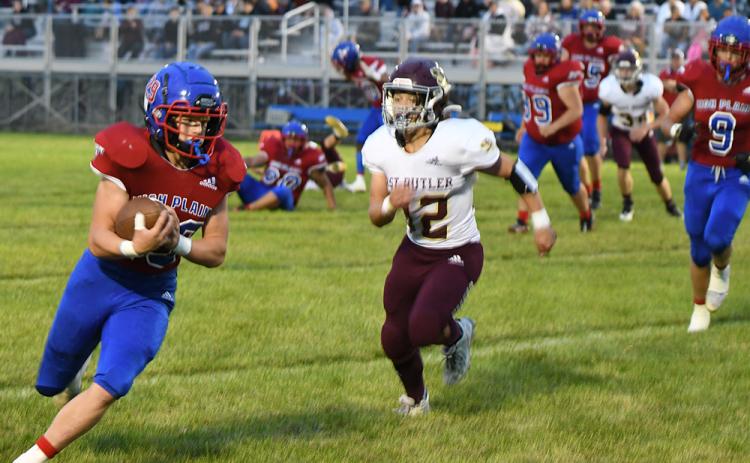 Sophomore Gage Friesen and the Storm offense need to keep the ball moving each and every down. PCN file photo by Rick Holtz