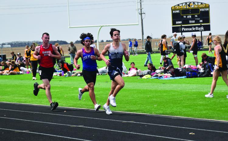 Running the 3200m run were Derek Talavera Flores (HPC) and Revin Nyberg (CC). PCN photo by Beth Sparrow