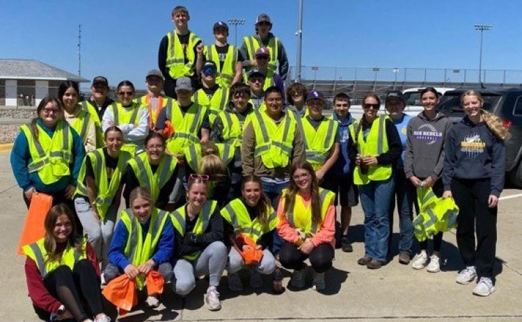 FBLA took time over the weekend to pick up trash along the highway. Photo provided.