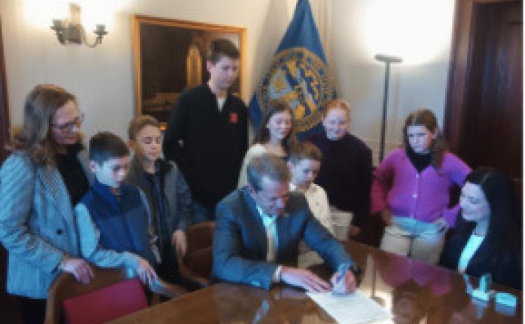 Above: Gov. Pillen officially files for re-election. Photo provided.