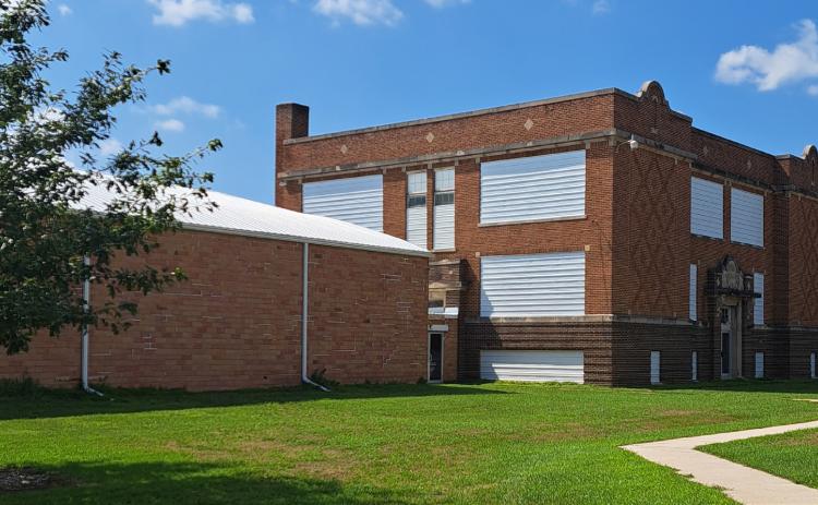 The old Gresham school building is to be demolished when funds are available. Photo provided by Cindy Avery.