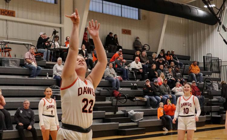 Melinn Roberts put in Osceola’s first basket on senior night against Heartland. PCN photo by Blaine Winslow.
