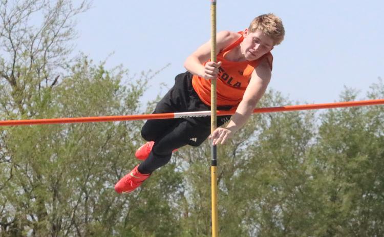 Above: Jack Wallace of Osceola clears the bar at 11-4, a new PR and takes home third place. He also set new PR’s in the 100 and 200 meters. PCN Photo by Ken Kush.