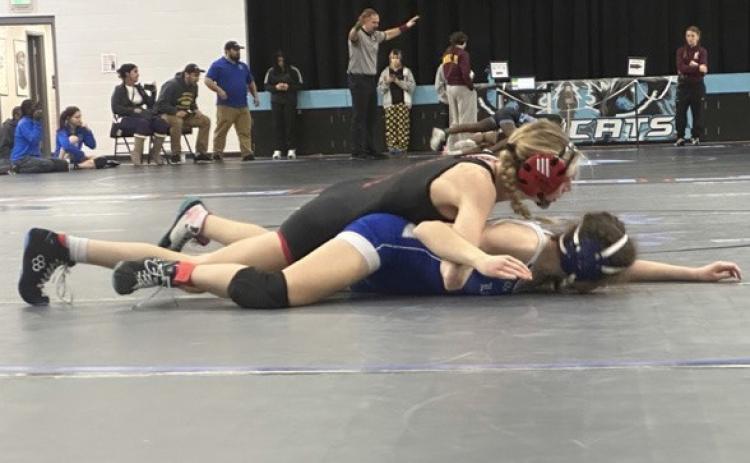 Gress Sisters Both Win Gold at Cedar Bluffs Invite
