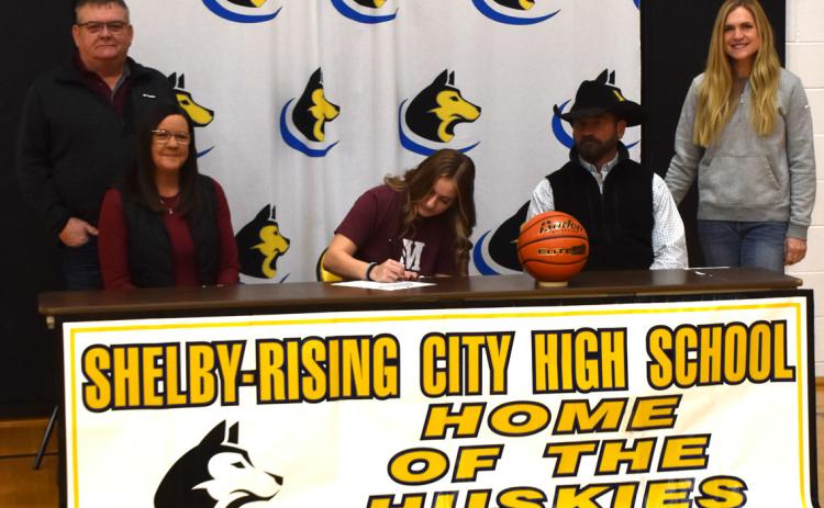 Taya Pinneo signed to play basketball at Morningside University in Sioux City, Iowa. PCN photo by Beth Sparrow.