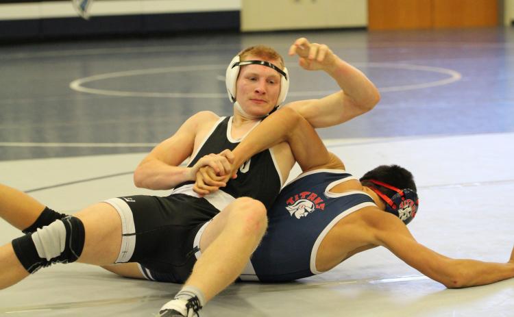 Ty Racek went 2-2 at 152 pounds on Friday at the Freeman Invite. PCN photo by Travis Lane