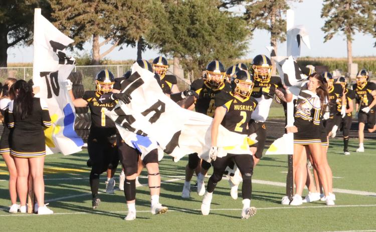 The Shelby-RC Huskies take the field back on September 5th against the Sandy Creek Cougars a game they won by the final score of 32-24. On Friday they welcome the Bloomfield Bee’s in one of eight Class D-1 second round playoff games. PCN file photo by Ken Kush