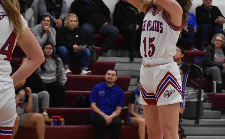 Rylee Hofmann shoots a free throw against Walthill. PCN photo by Beth Sparrow.
